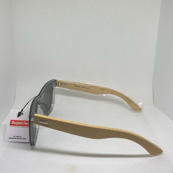 Superior Bamboo Unisex Wood Sunglasses - Picture 2 of 3